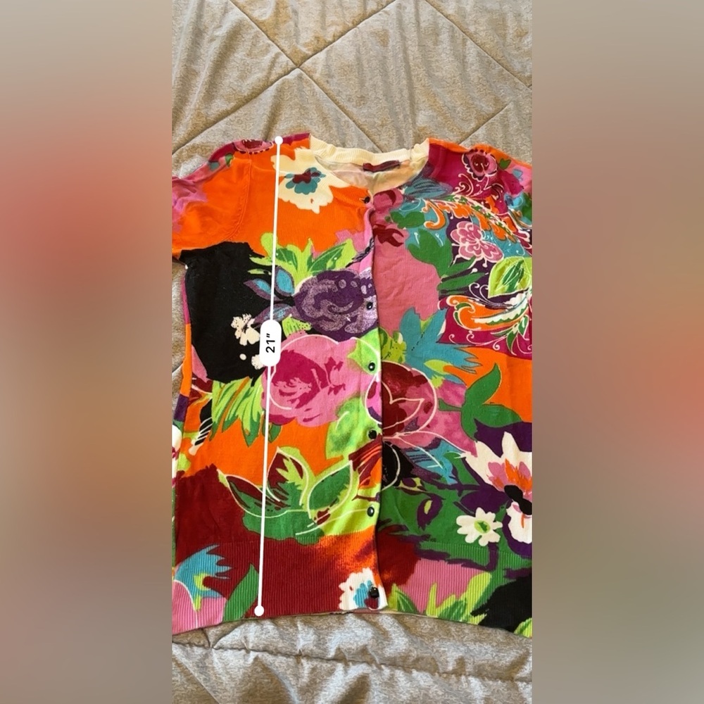 RED Multicolor Cardigan Size Large - Picture 5 of 6